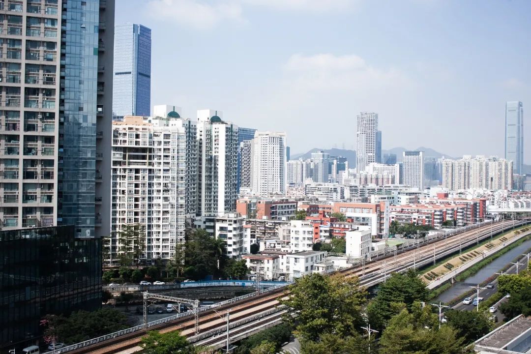 试点等国家战略,城市的高质量发展,对深圳交通运输也提出了更高要求