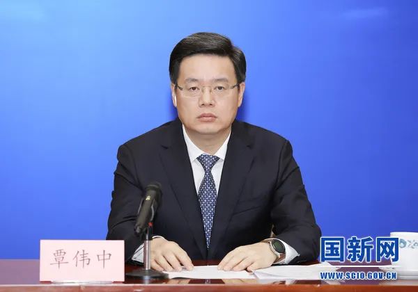深港合作成效主要有"三个一批"深圳市市长覃伟中:9月9日下午,国务院