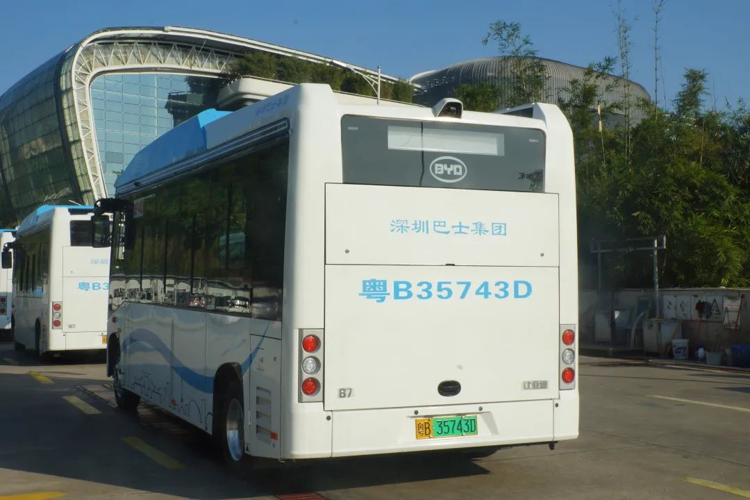 关注自带儿童座椅深圳公交提新车啦