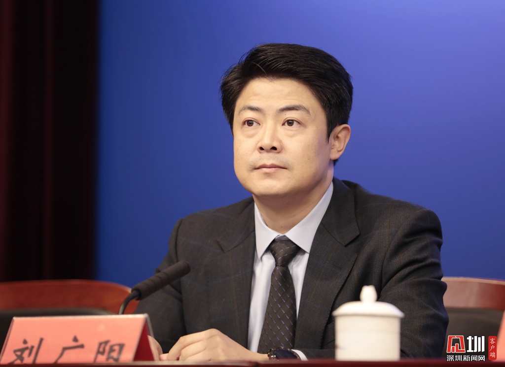 大鹏新区管委会主任刘广阳提醒留深过年的市民,春节期间开车前往大鹏