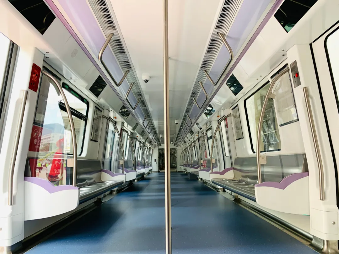 深圳地铁12号线首车接车全线预计2022年底开通