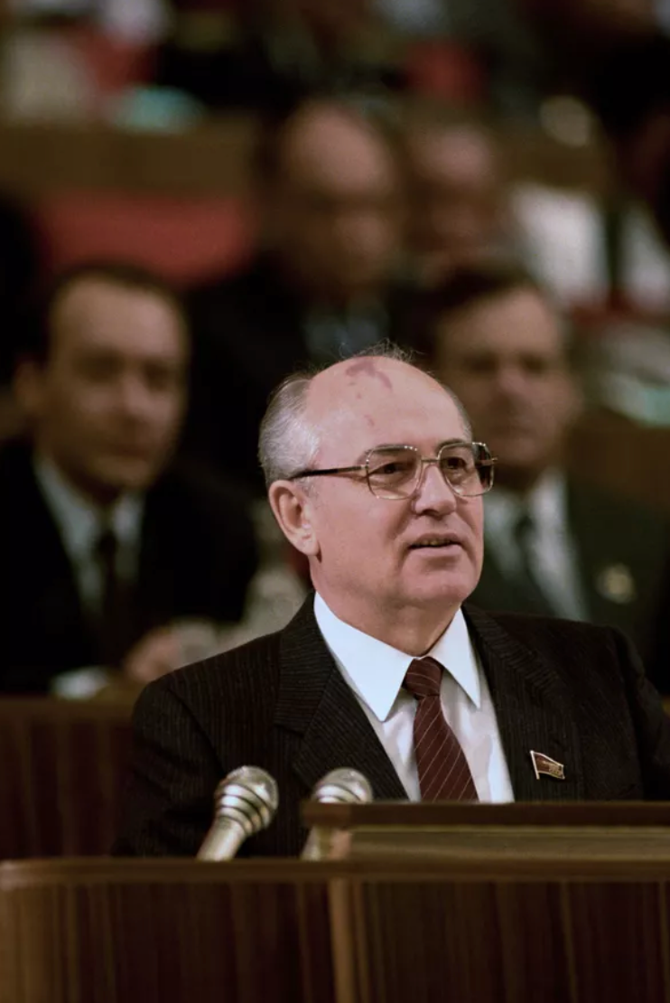 戈尔巴乔夫去世,终年91岁