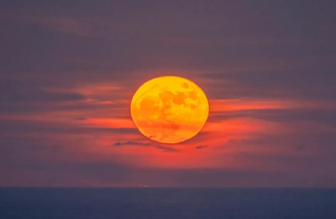 今年中秋“十五的月亮十五圆”，深圳最佳赏月时间是……