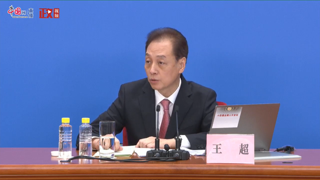 政府工作报告将外资单列重点特殊之处释放什么信号全国两会微镜头