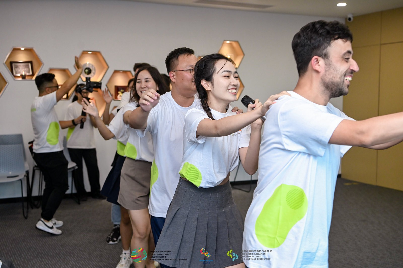 友谊常在见证精彩首届在深留学生菁英交流营顺利结营