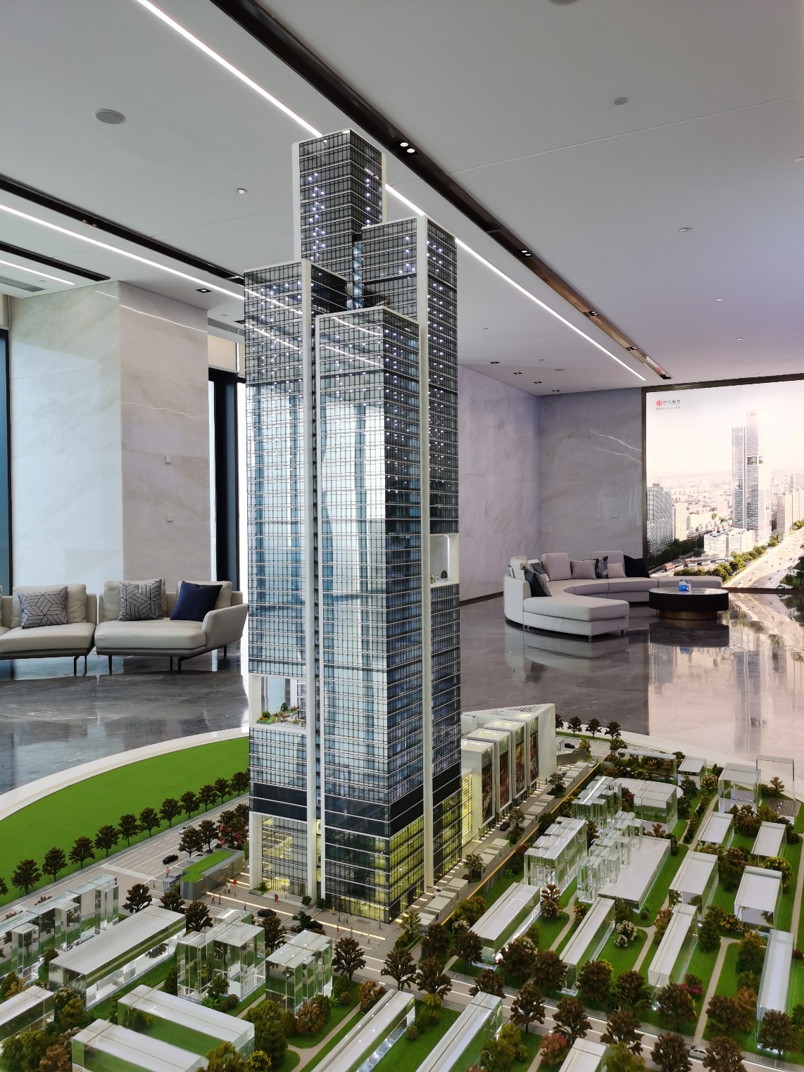 中信城开大厦今日复工深圳又一地标崛起