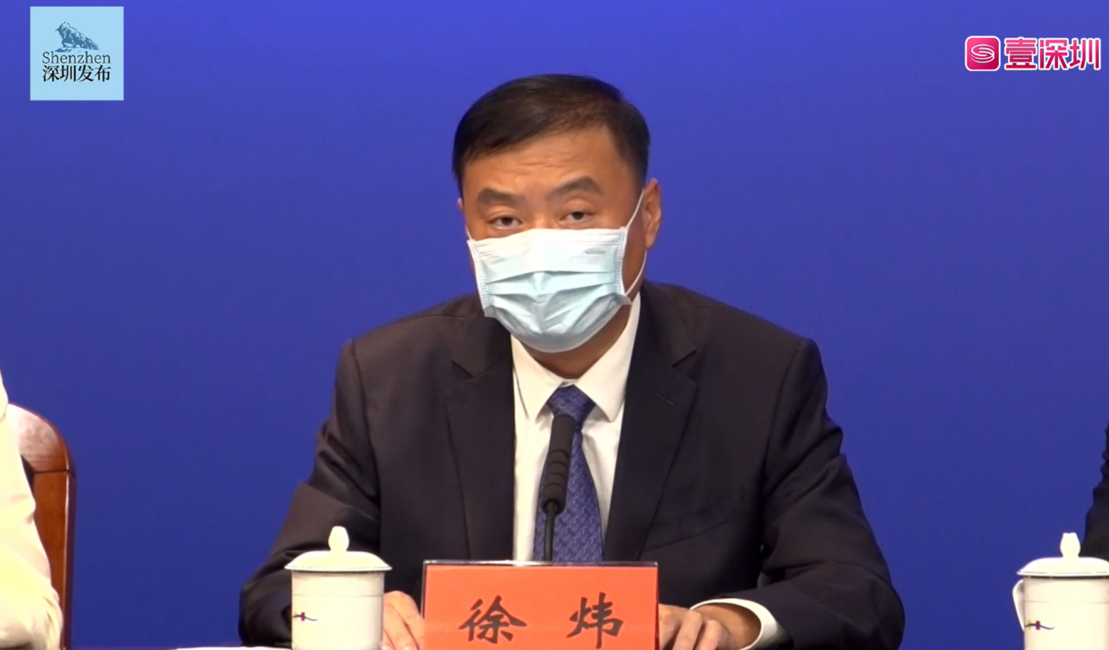 徐炜介绍,针对首末站,中途站位于管控区域内暂停运营,跳站的公交线路