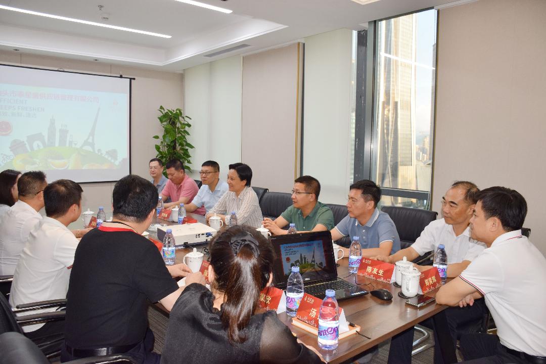 日前,汕头市金平区委书记陈玩雪率区相关部门和光明对口帮扶协作金平